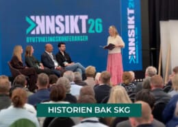 Amit fra SKG Emballasje fikk sin tur på scenen under Innsikt 2026 i Drammen. Det ble en kjærlighetserklæring til byen – og historien bak navnet SKG. | SKG - Spesialisten på profilert emballasje